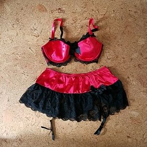 Bra and garter belt set